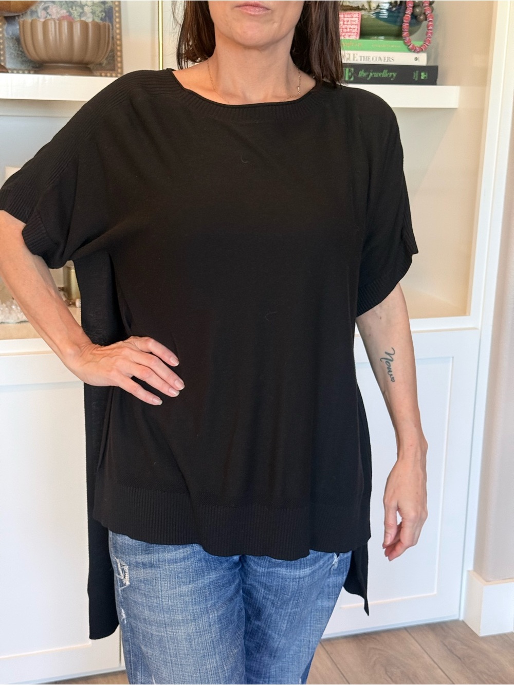 Lululemon Black Relaxed Short-Sleeve Women's Highlow Top